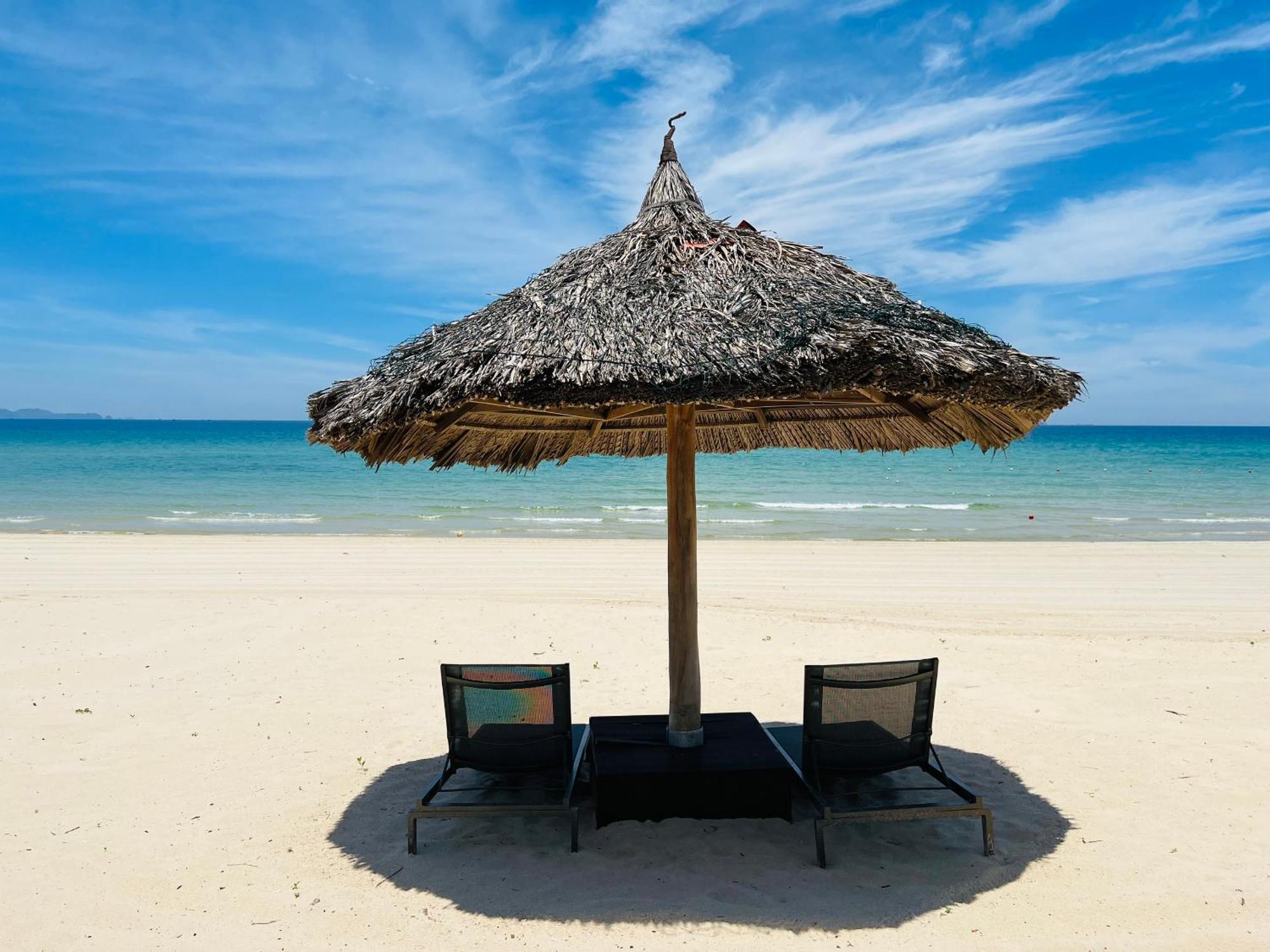 Sea View Villa In Wyndham Garden Cam Ranh Nha Trang Exterior foto